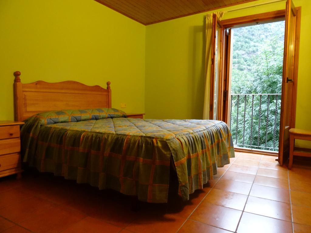 Apartaments La Canal Alins Екстериор снимка