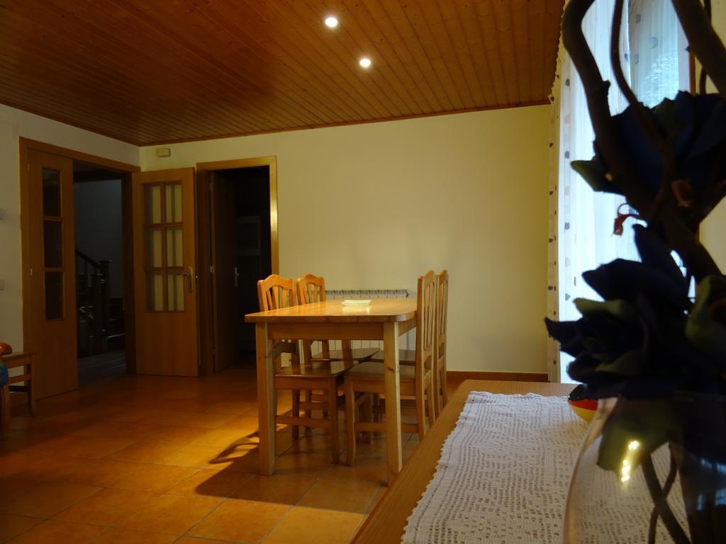 Apartaments La Canal Alins Екстериор снимка