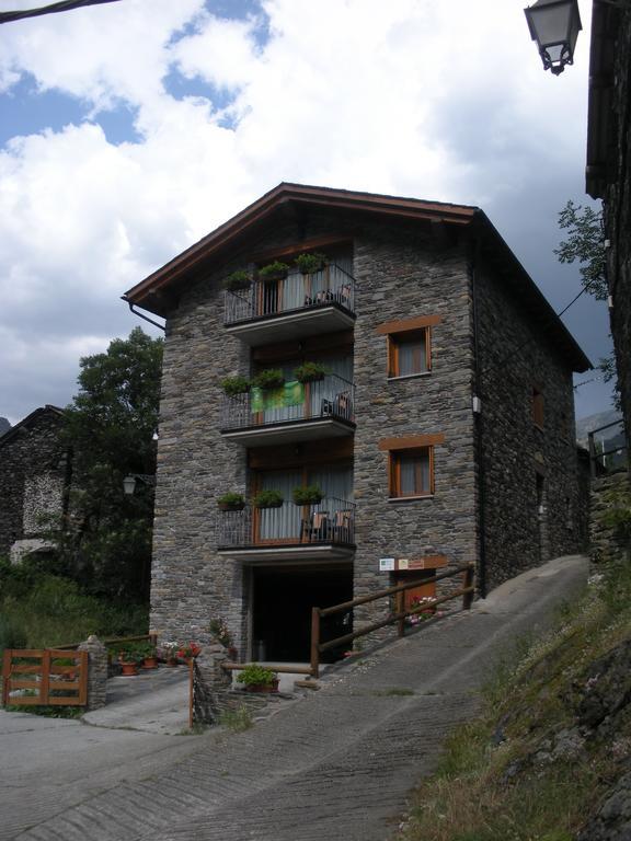 Apartaments La Canal Alins Екстериор снимка