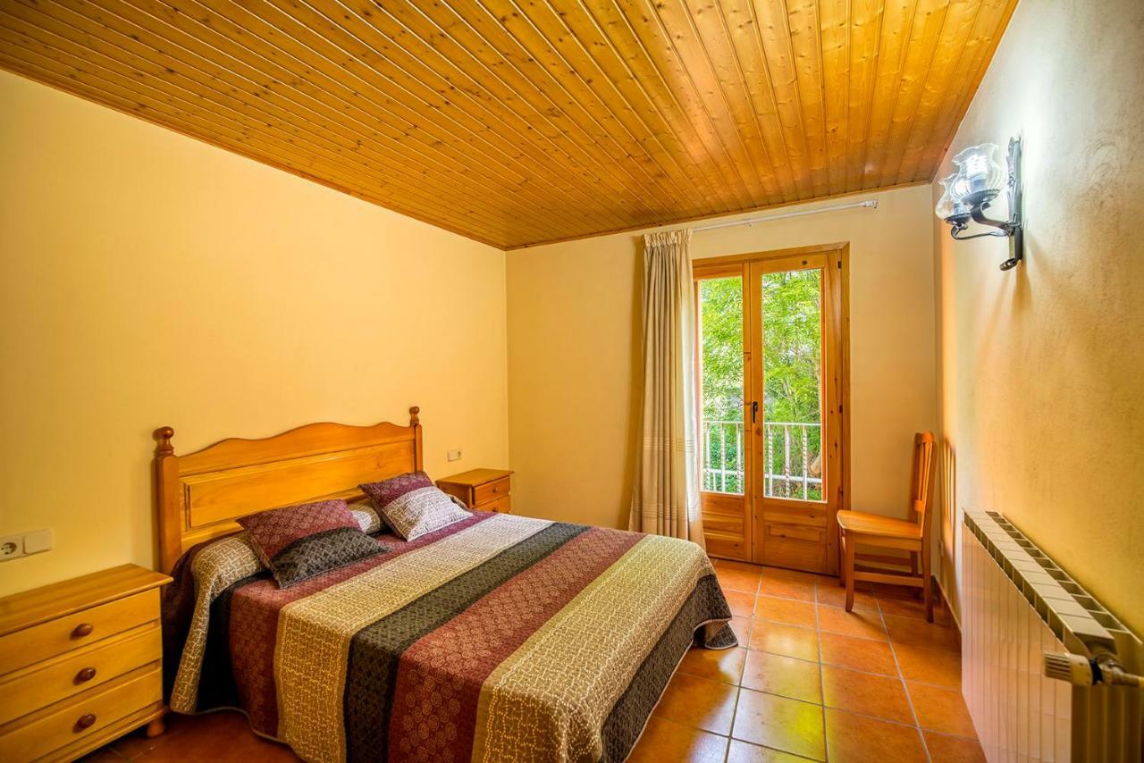 Apartaments La Canal Alins Екстериор снимка